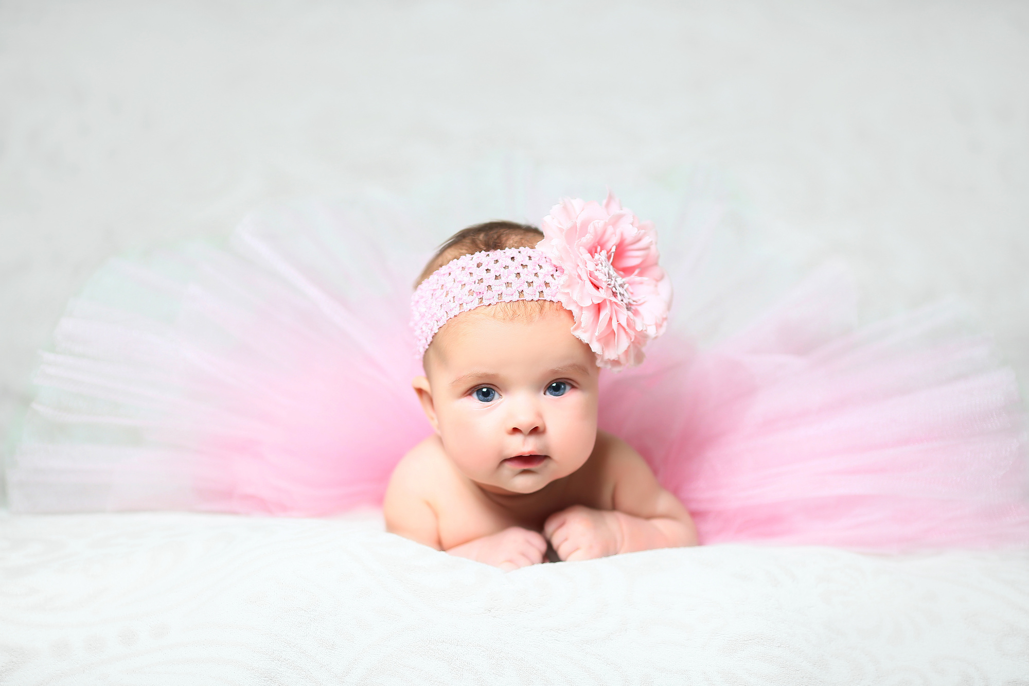 maternity and newborn photography, Best Poses for Maternity and Newborn Photography Sessions